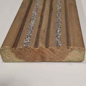 Image of 32 x 125 Anti-Slip UC3 Treated Decking 3.6mts
