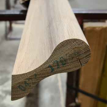 Image of Oak Wall Handrail (pigs ear)